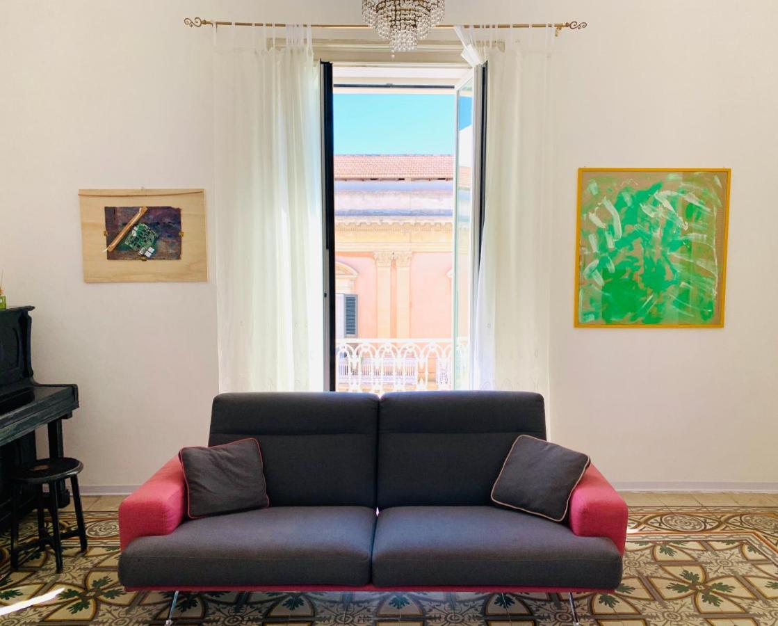 Fatata Suites Lecce Esterno foto